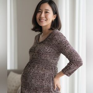 Two hearts maternity black top in size maternity xlg